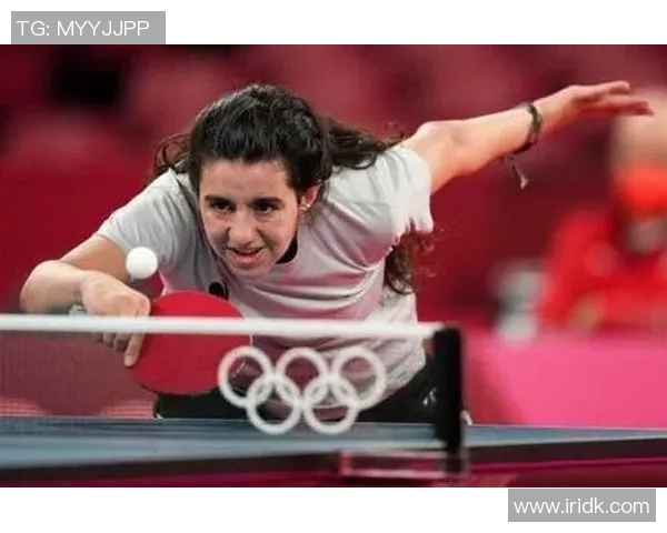 李丽乒乓球生涯回顾与展望：从青涩球员到世界冠军的成长之路