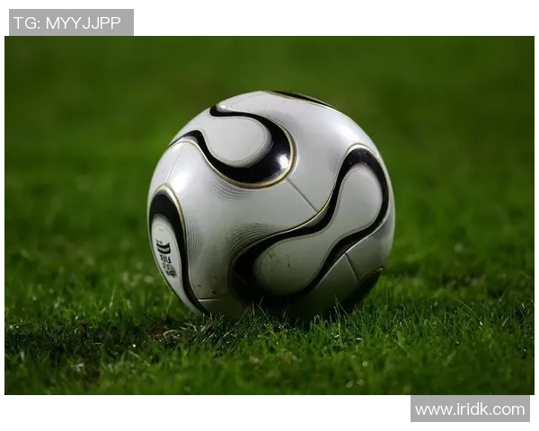 足球明星中的80号转身究竟是谁他在球场上的传奇故事与影响力分析